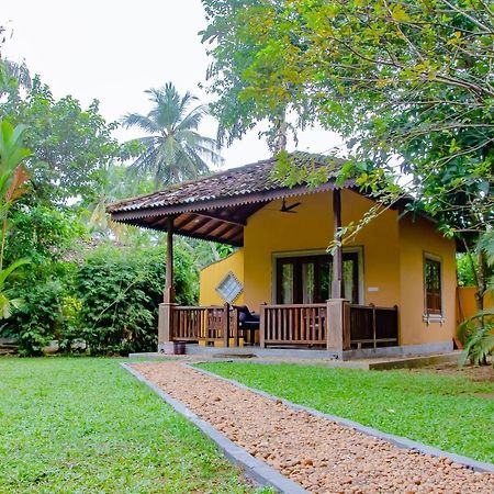 Birds Paradise Cabanas Unawatuna Buitenkant foto