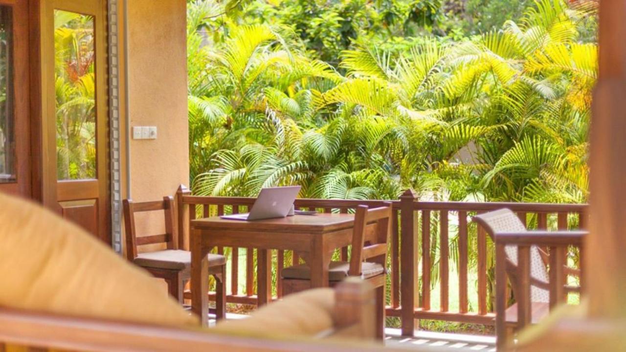 Birds Paradise Cabanas Unawatuna Buitenkant foto
